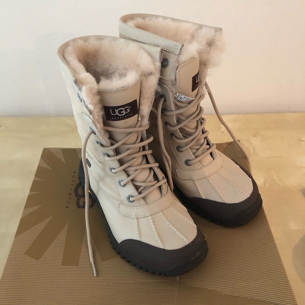 UGG Adirondack Boot II Sand Beige Tan Leather 6.5